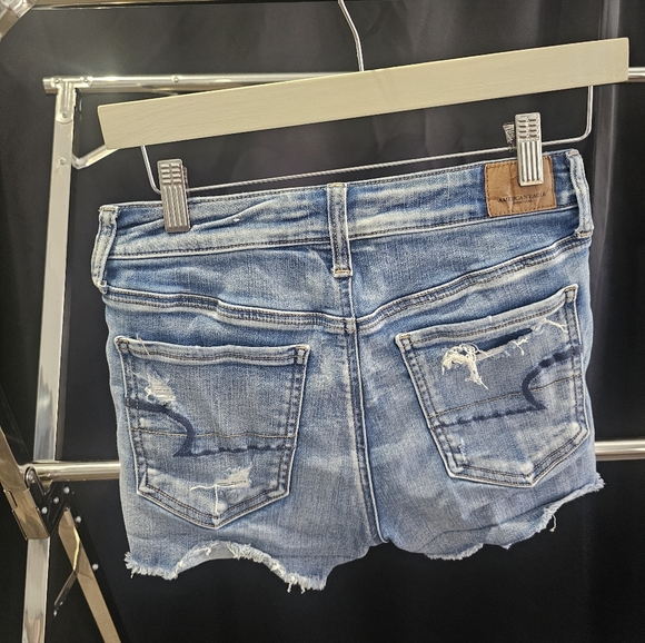 AE Hi Rise Shorties - Picture 2 of 6